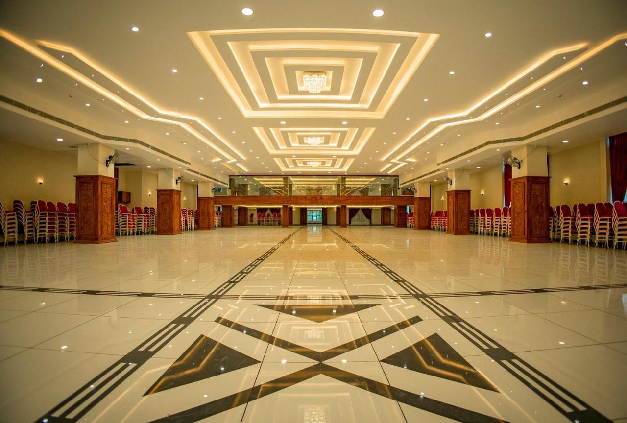 Hotel Kkm International à Kuzhittura Extérieur photo